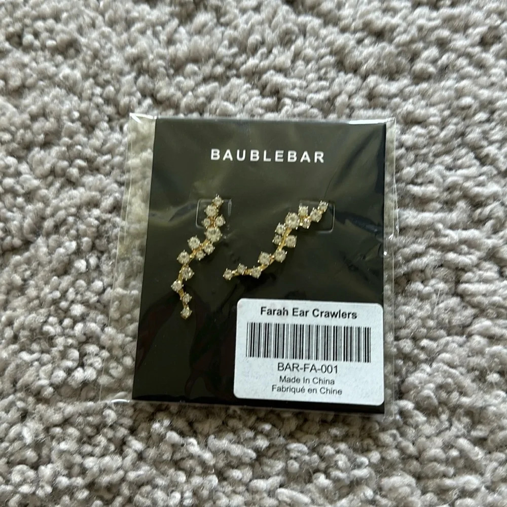 Baublebar ear climbers